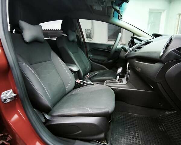 Красный Форд Фиеста, объемом двигателя 1.6 л и пробегом 113 тыс. км за 6900 $, фото 21 на Automoto.ua
