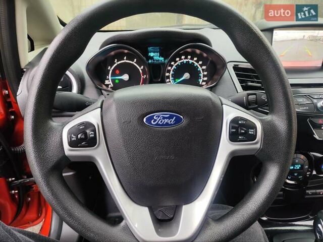Красный Форд Фиеста, объемом двигателя 0 л и пробегом 70 тыс. км за 10500 $, фото 15 на Automoto.ua