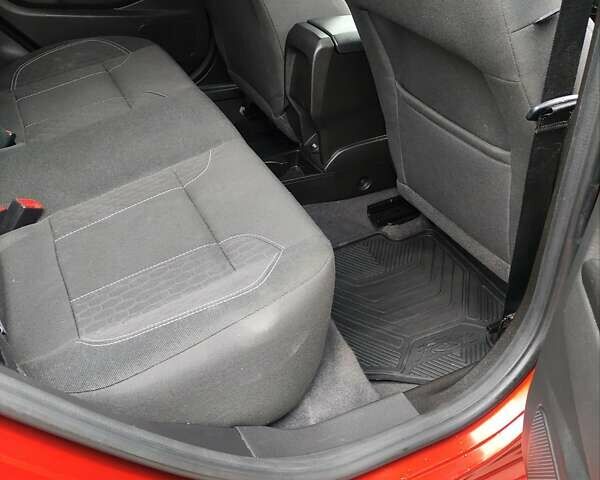 Красный Форд Фиеста, объемом двигателя 0 л и пробегом 70 тыс. км за 10500 $, фото 5 на Automoto.ua