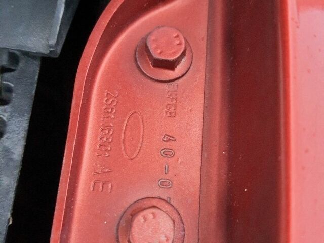 Красный Форд Фиеста, объемом двигателя 0 л и пробегом 209 тыс. км за 5699 $, фото 5 на Automoto.ua