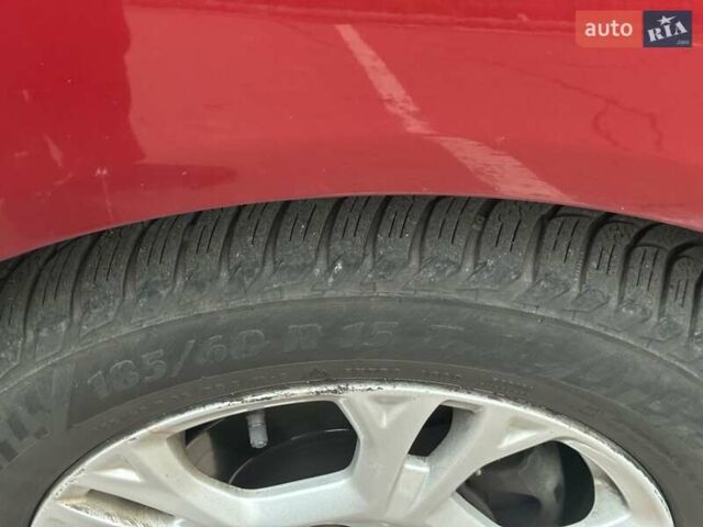 Красный Форд Фиеста, объемом двигателя 1.6 л и пробегом 251 тыс. км за 6900 $, фото 15 на Automoto.ua