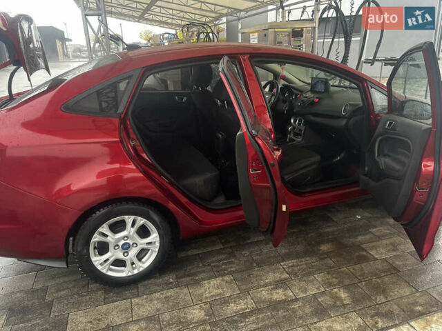 Червоний Форд Фієста, об'ємом двигуна 1.6 л та пробігом 243 тис. км за 7500 $, фото 12 на Automoto.ua