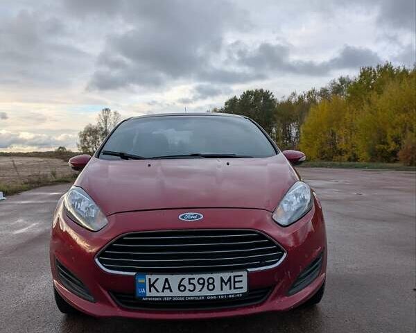 Красный Форд Фиеста, объемом двигателя 1.6 л и пробегом 122 тыс. км за 7500 $, фото 2 на Automoto.ua
