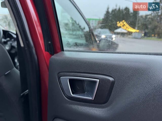 Красный Форд Фиеста, объемом двигателя 1.6 л и пробегом 150 тыс. км за 6499 $, фото 60 на Automoto.ua