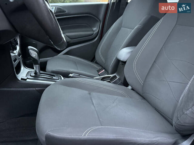 Красный Форд Фиеста, объемом двигателя 1.6 л и пробегом 150 тыс. км за 6499 $, фото 63 на Automoto.ua