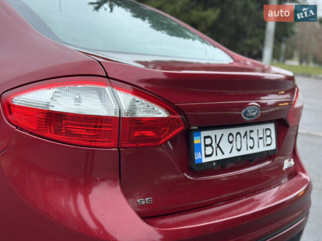 Красный Форд Фиеста, объемом двигателя 1.6 л и пробегом 150 тыс. км за 6599 $, фото 25 на Automoto.ua