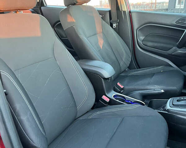 Красный Форд Фиеста, объемом двигателя 1.6 л и пробегом 251 тыс. км за 6500 $, фото 35 на Automoto.ua