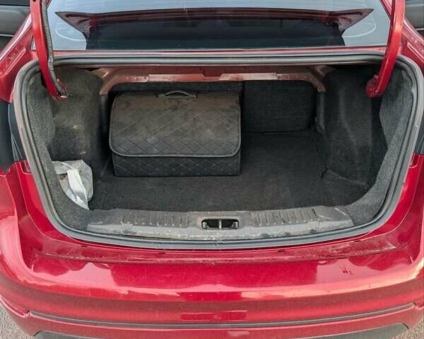 Красный Форд Фиеста, объемом двигателя 1.6 л и пробегом 122 тыс. км за 7500 $, фото 19 на Automoto.ua