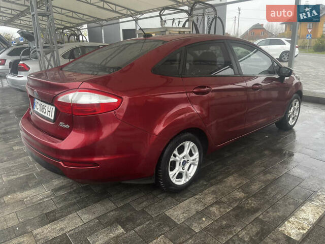 Червоний Форд Фієста, об'ємом двигуна 1.6 л та пробігом 243 тис. км за 7500 $, фото 6 на Automoto.ua