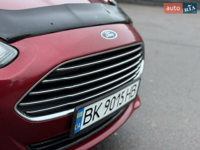 Красный Форд Фиеста, объемом двигателя 1.6 л и пробегом 150 тыс. км за 6599 $, фото 14 на Automoto.ua