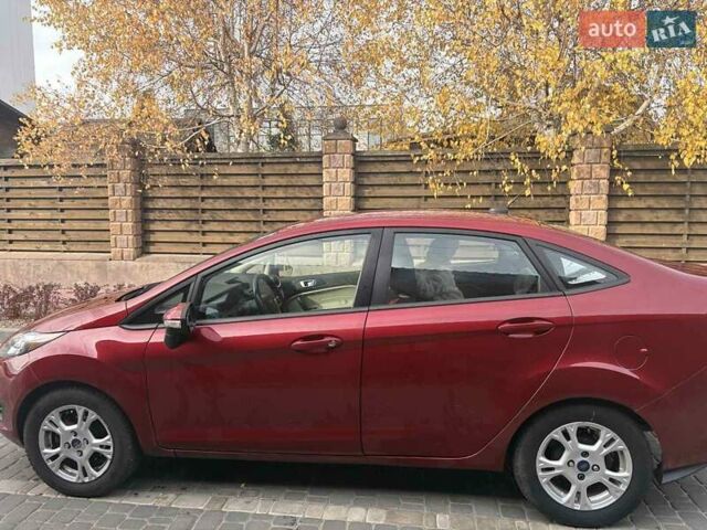 Красный Форд Фиеста, объемом двигателя 1.6 л и пробегом 220 тыс. км за 7200 $, фото 8 на Automoto.ua
