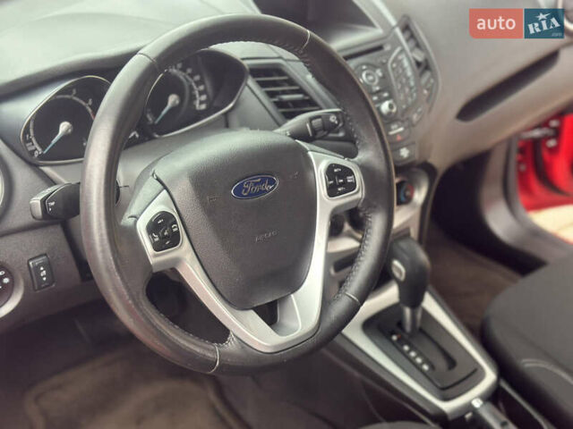 Красный Форд Фиеста, объемом двигателя 1.6 л и пробегом 174 тыс. км за 7499 $, фото 15 на Automoto.ua