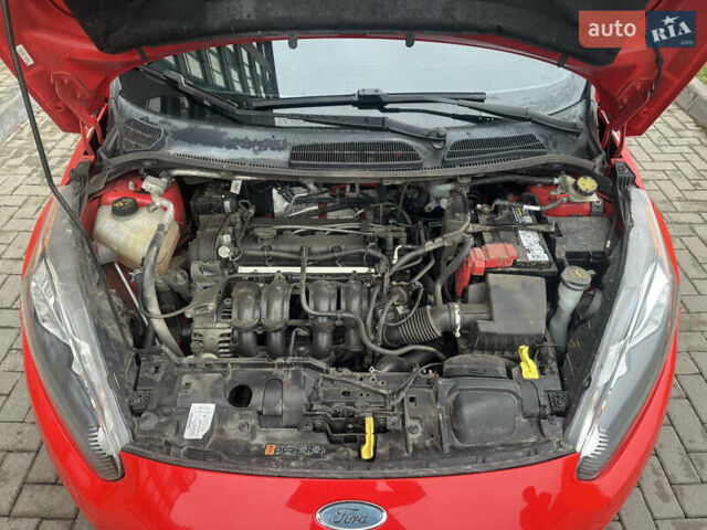 Красный Форд Фиеста, объемом двигателя 1.6 л и пробегом 174 тыс. км за 7499 $, фото 17 на Automoto.ua
