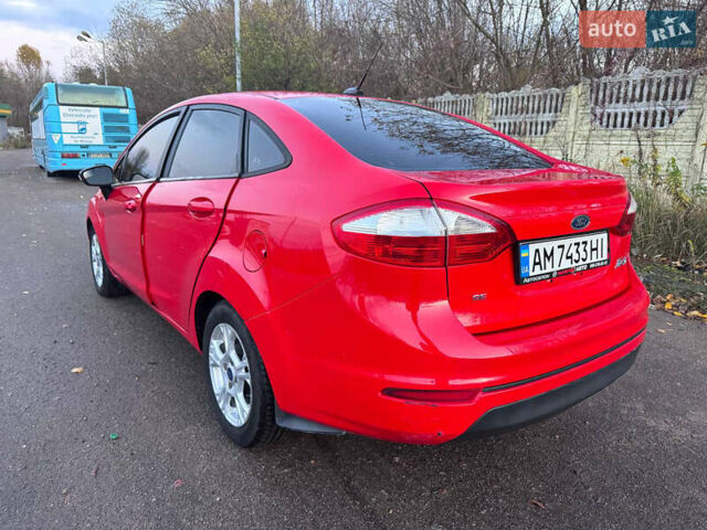 Красный Форд Фиеста, объемом двигателя 1.6 л и пробегом 138 тыс. км за 7000 $, фото 2 на Automoto.ua