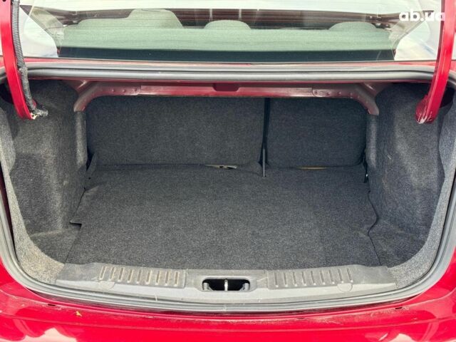 Форд Фиеста 2016 в Виннице на Automoto.ua Красный Форд Фиеста, объемом двигателя 1.6 л и пробегом 136 тыс. км за 7690 $, фото 19 на Automoto.ua