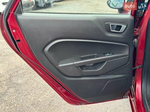 Форд Фиеста 2016 в Виннице на Automoto.ua Красный Форд Фиеста, объемом двигателя 1.6 л и пробегом 136 тыс. км за 7690 $, фото 17 на Automoto.ua