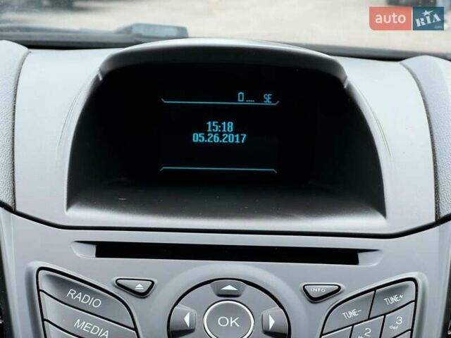 Форд Фиеста 2016 в Виннице на Automoto.ua Красный Форд Фиеста, объемом двигателя 1.6 л и пробегом 136 тыс. км за 7690 $, фото 25 на Automoto.ua