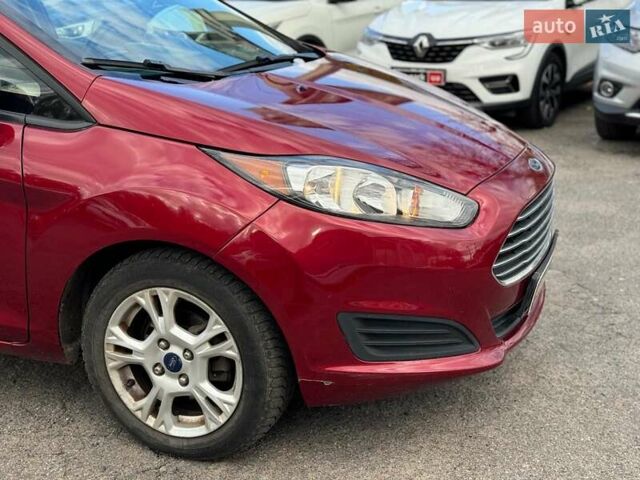 Форд Фиеста 2016 в Виннице на Automoto.ua Красный Форд Фиеста, объемом двигателя 1.6 л и пробегом 136 тыс. км за 7690 $, фото 2 на Automoto.ua