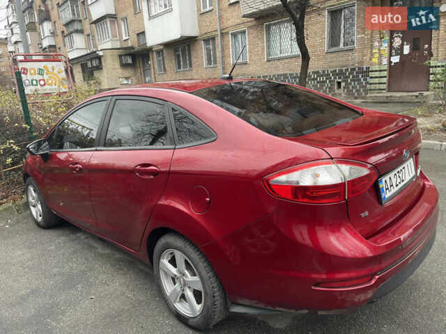 Красный Форд Фиеста, объемом двигателя 1.6 л и пробегом 122 тыс. км за 8400 $, фото 3 на Automoto.ua