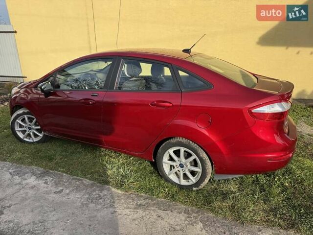 Красный Форд Фиеста, объемом двигателя 1.6 л и пробегом 125 тыс. км за 8500 $, фото 3 на Automoto.ua