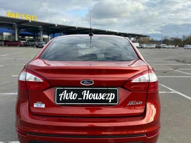 Красный Форд Фиеста, объемом двигателя 0 л и пробегом 102 тыс. км за 9999 $, фото 4 на Automoto.ua