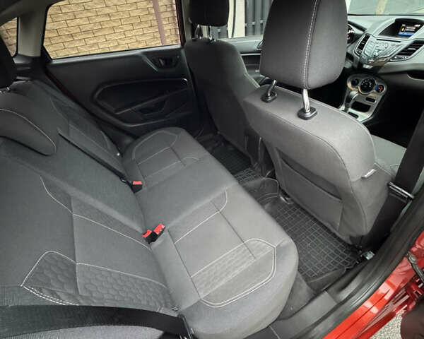 Червоний Форд Фієста, об'ємом двигуна 1.6 л та пробігом 123 тис. км за 9300 $, фото 14 на Automoto.ua