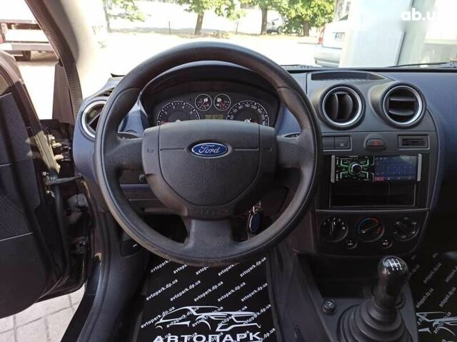 Форд Фієста, об'ємом двигуна 1.3 л та пробігом 206 тис. км за 4350 $, фото 13 на Automoto.ua