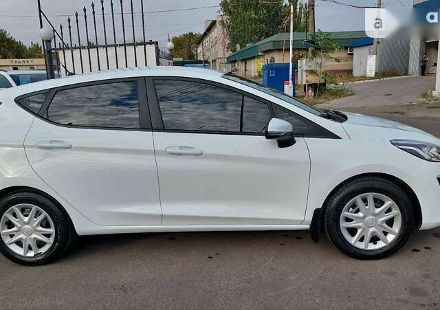 Форд Фієста, об'ємом двигуна 1.1 л та пробігом 130 тис. км за 8999 $, фото 6 на Automoto.ua