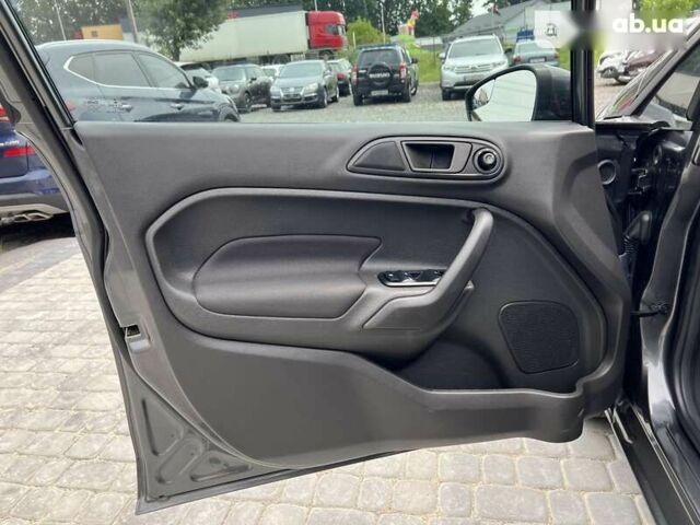 Форд Фиеста, объемом двигателя 1.6 л и пробегом 110 тыс. км за 8600 $, фото 13 на Automoto.ua