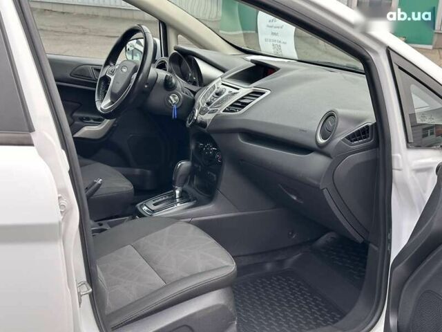 Форд Фиеста, объемом двигателя 1.6 л и пробегом 118 тыс. км за 7490 $, фото 27 на Automoto.ua