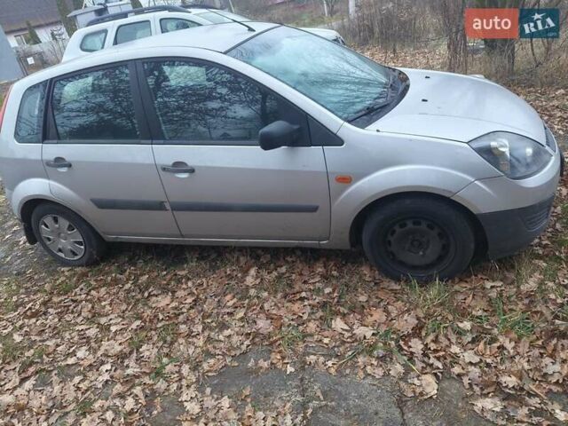 Форд Фієста, об'ємом двигуна 1.4 л та пробігом 163 тис. км за 3500 $, фото 3 на Automoto.ua