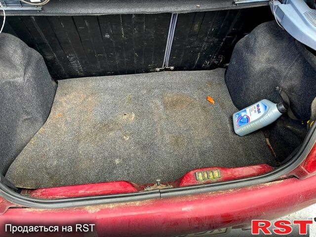 Форд Фиеста, объемом двигателя 1.3 л и пробегом 300 тыс. км за 650 $, фото 1 на Automoto.ua