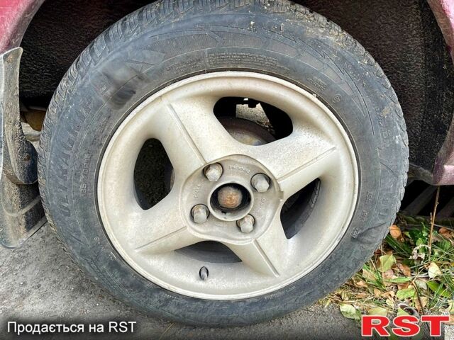 Форд Фиеста, объемом двигателя 1.3 л и пробегом 300 тыс. км за 650 $, фото 7 на Automoto.ua