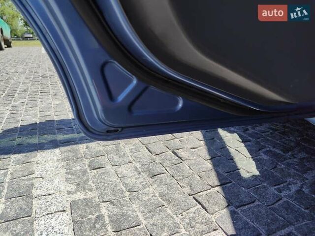 Форд Фиеста, объемом двигателя 1.39 л и пробегом 278 тыс. км за 3800 $, фото 6 на Automoto.ua