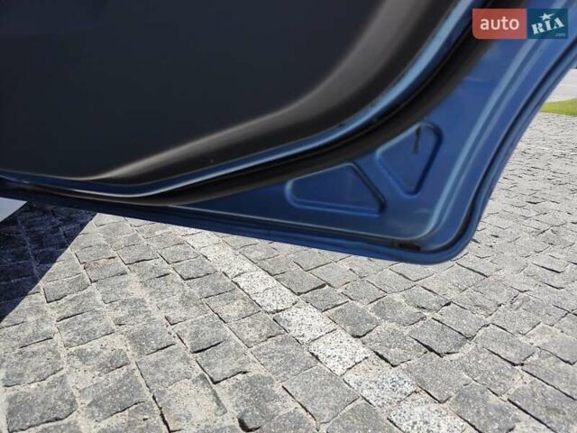 Форд Фиеста, объемом двигателя 1.39 л и пробегом 278 тыс. км за 3800 $, фото 5 на Automoto.ua