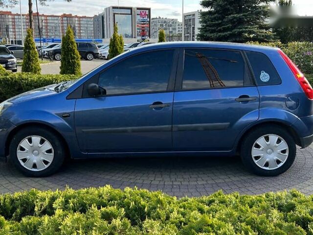 Форд Фиеста, объемом двигателя 1.3 л и пробегом 198 тыс. км за 4450 $, фото 3 на Automoto.ua