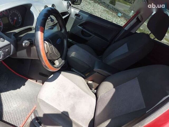 Форд Фиеста, объемом двигателя 1.3 л и пробегом 252 тыс. км за 3700 $, фото 15 на Automoto.ua