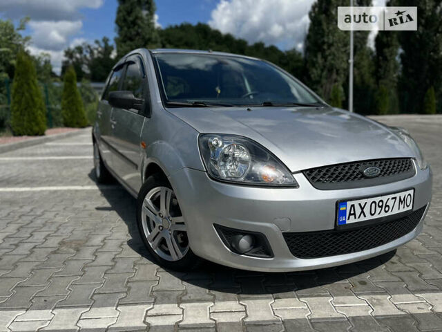 Форд Фиеста, объемом двигателя 1.4 л и пробегом 200 тыс. км за 4750 $, фото 4 на Automoto.ua