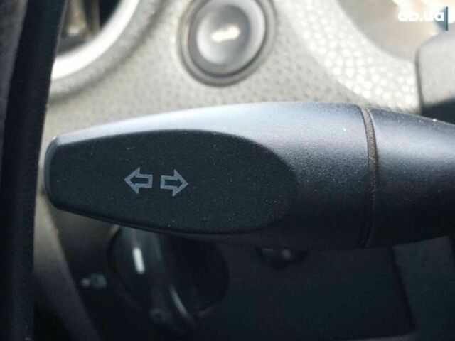 Форд Фиеста, объемом двигателя 1.3 л и пробегом 252 тыс. км за 3700 $, фото 20 на Automoto.ua