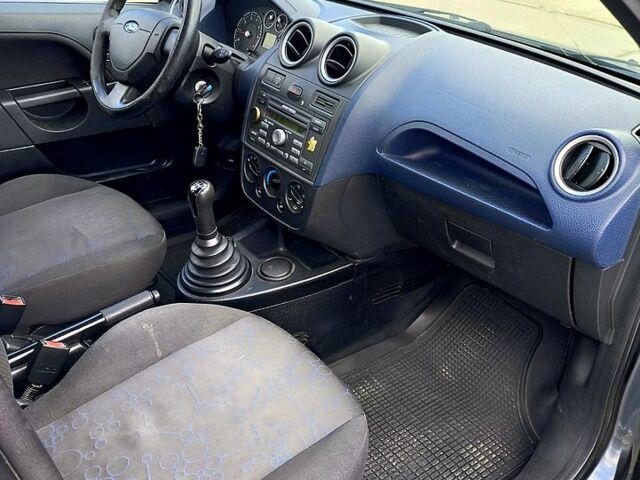 Форд Фиеста 2006 в Харькове на Automoto.ua Форд Фиеста, объемом двигателя 1.3 л и пробегом 300 тыс. км за 3499 $, фото 6 на Automoto.ua