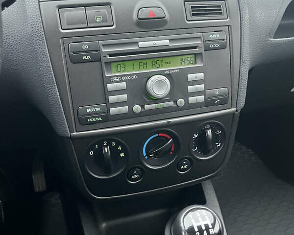 Форд Фієста, об'ємом двигуна 1.3 л та пробігом 181 тис. км за 4350 $, фото 12 на Automoto.ua