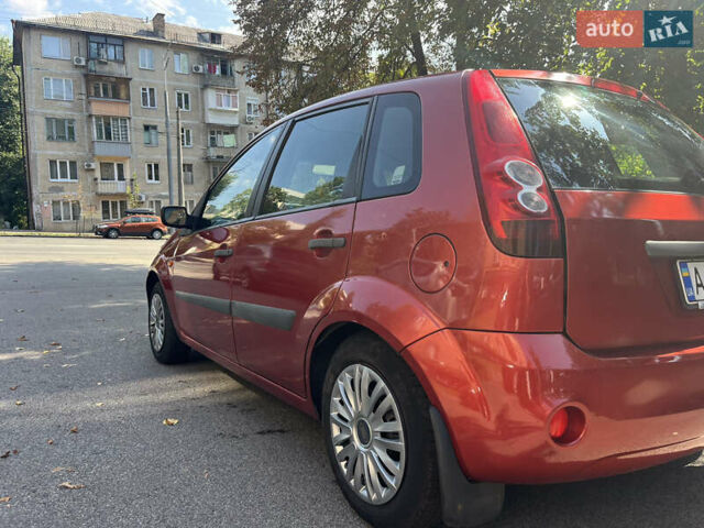 Форд Фієста, об'ємом двигуна 1.3 л та пробігом 218 тис. км за 2599 $, фото 2 на Automoto.ua
