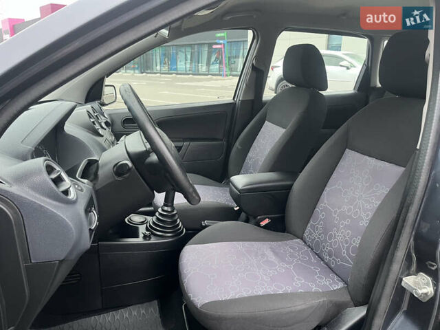Форд Фієста, об'ємом двигуна 1.3 л та пробігом 181 тис. км за 4350 $, фото 7 на Automoto.ua