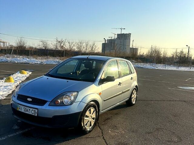 Форд Фиеста, объемом двигателя 13 л и пробегом 299 тыс. км за 2500 $, фото 8 на Automoto.ua