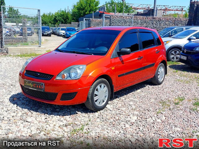 Форд Фиеста, объемом двигателя 1.3 л и пробегом 252 тыс. км за 3700 $, фото 2 на Automoto.ua