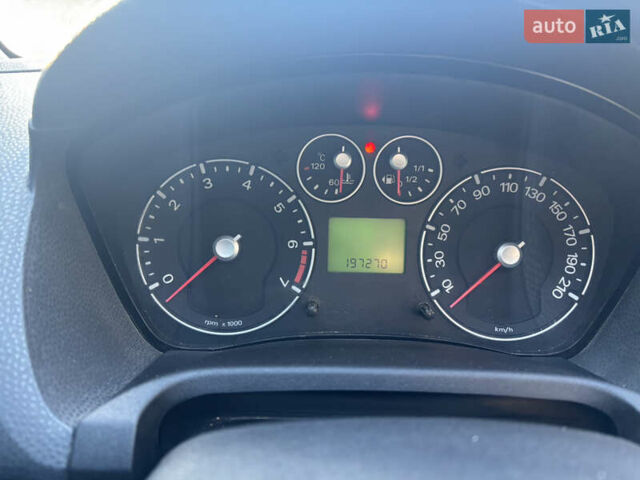 Форд Фієста, об'ємом двигуна 1.3 л та пробігом 198 тис. км за 3800 $, фото 12 на Automoto.ua