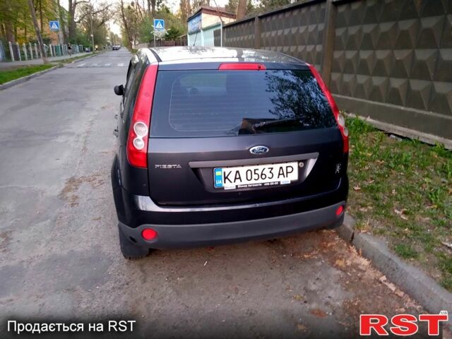 Форд Фиеста, объемом двигателя 1.3 л и пробегом 264 тыс. км за 3600 $, фото 8 на Automoto.ua