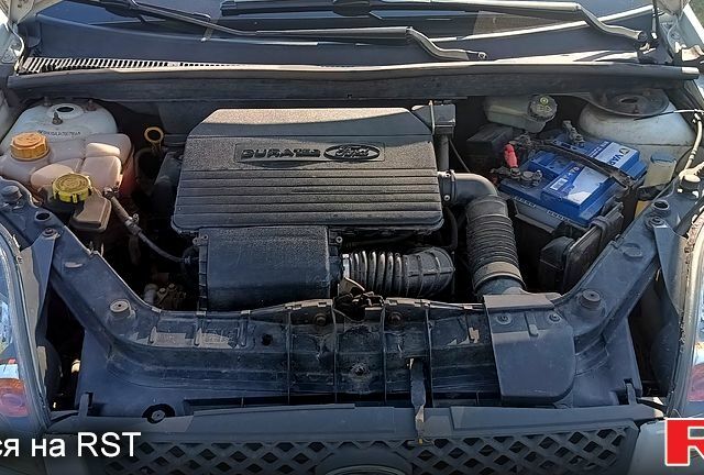 Форд Фієста, об'ємом двигуна 1.3 л та пробігом 210 тис. км за 3800 $, фото 5 на Automoto.ua