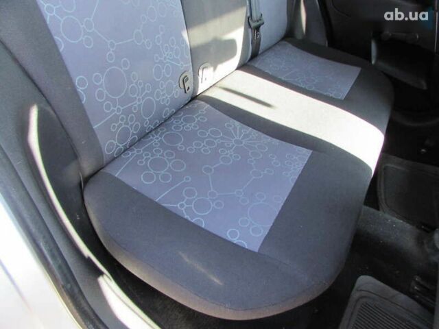 Форд Фиеста, объемом двигателя 0 л и пробегом 223 тыс. км за 4200 $, фото 15 на Automoto.ua