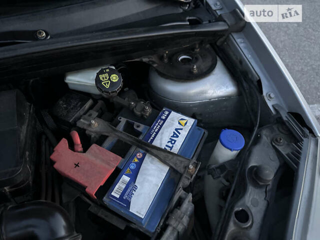 Форд Фієста, об'ємом двигуна 1.4 л та пробігом 222 тис. км за 4800 $, фото 22 на Automoto.ua